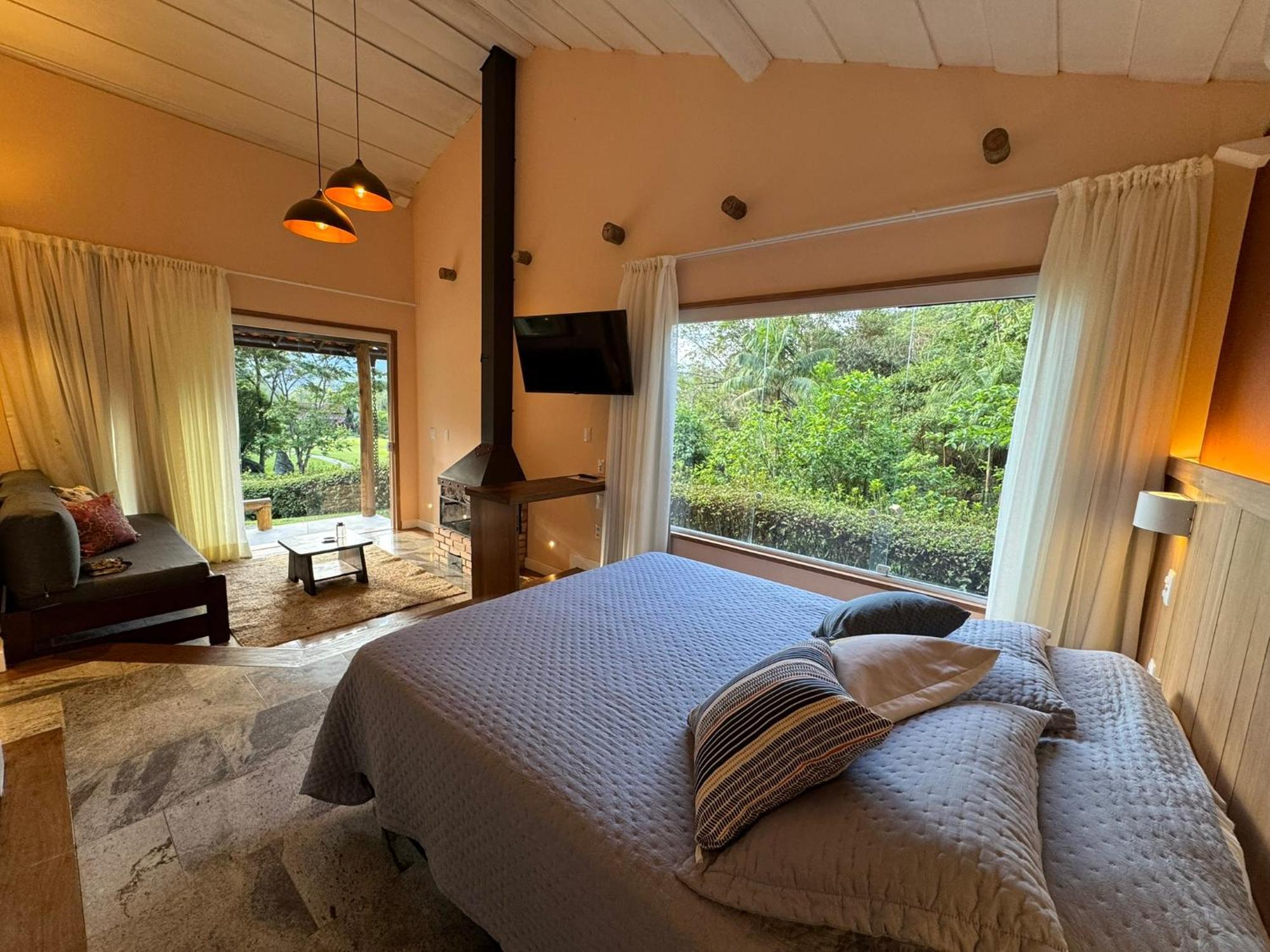 Auberge Suisse Pousada ノバ・フリブルゴ エクステリア 写真